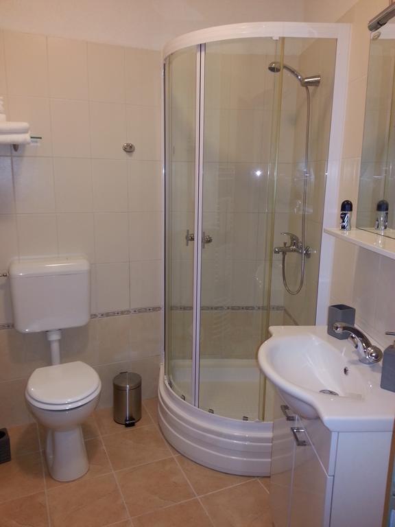New Studio Apartments Trlaja Šibenik Cameră foto